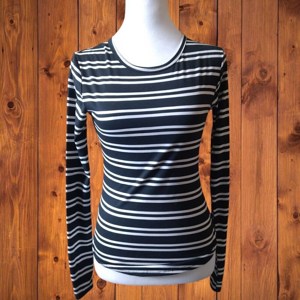 RUE 21 JUNIORS  XS LONG SLEEVE STRIPED PULLOVER SHIRT CLASSIC CASUAL NEW